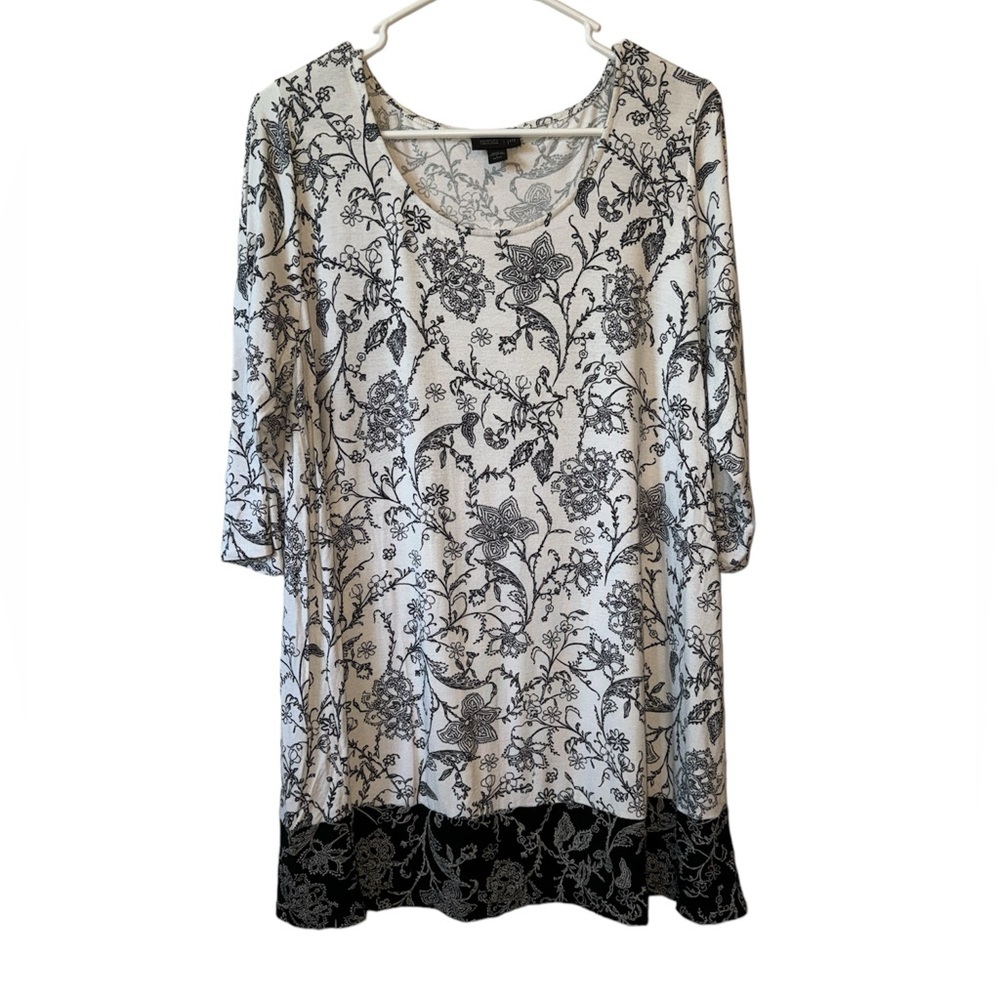 J. JILL WEAREVER BLACK AND WHITE FLORAL BLOUSE
